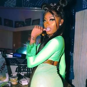 Meet your Posher, Nay